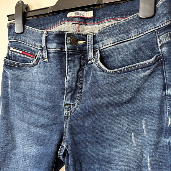 🎉4/30$🎉 Tommy Hilfiger Skinny Jeans Size 2 - Picture 2 of 4